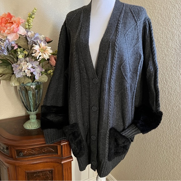 Vera Wang Cable Knit Fur Trimmed Cardigan Sweater - Picture 2 of 13